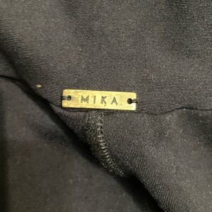 Mika Yoga Wear stretch leggings with mesh outer leg Small/ medium